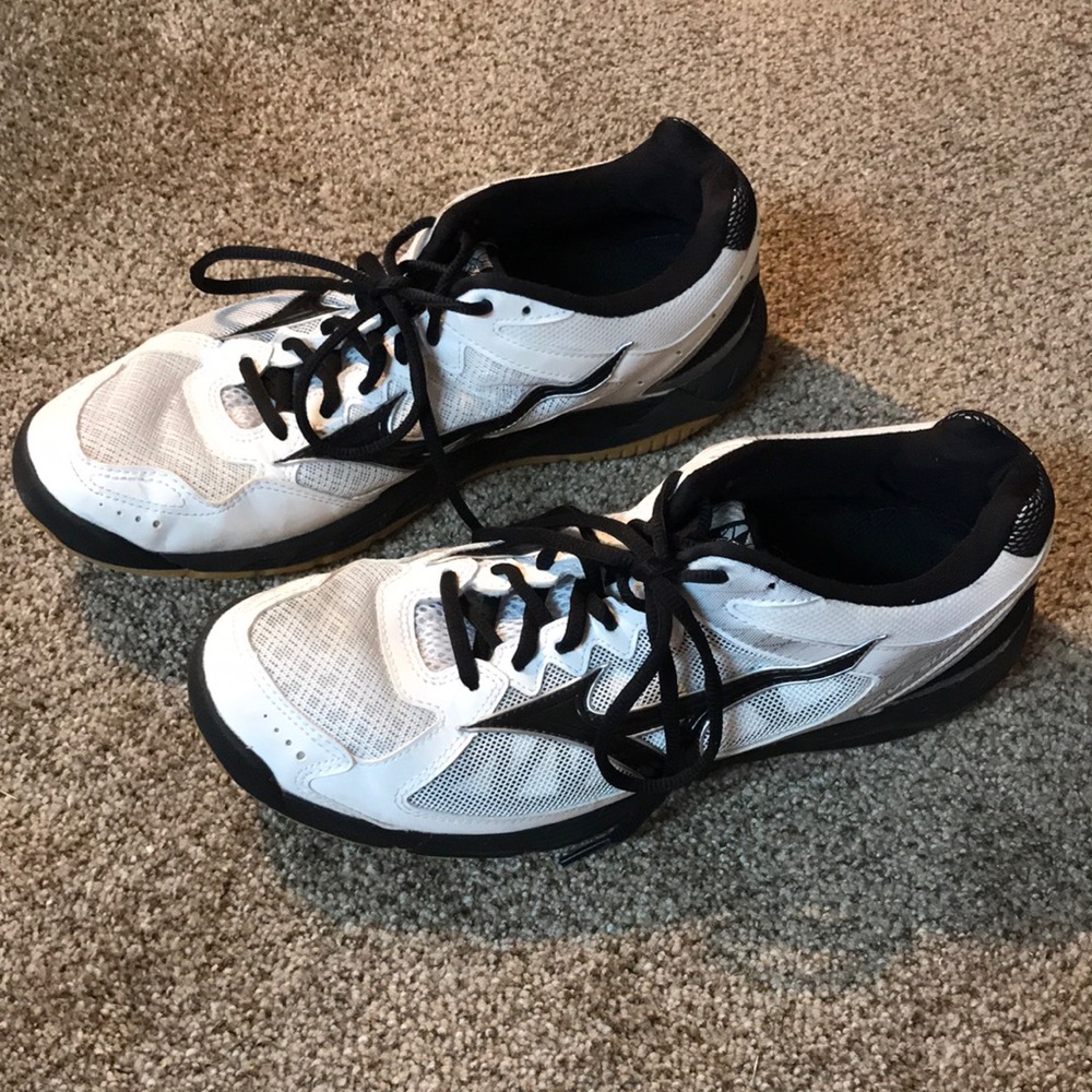 volleyball shoes